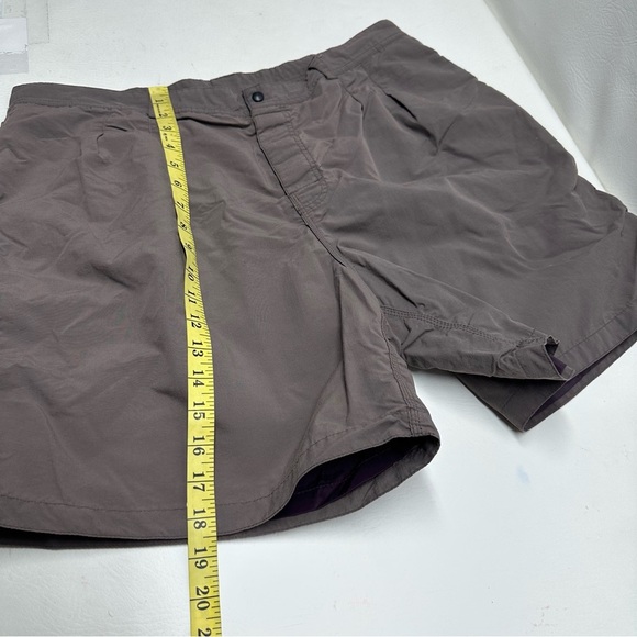 Patagonia size 38 chino Men's Brown Shorts - Picture 4 of 10